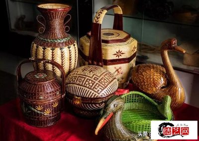 游走在指尖上的纵横编织艺术 工艺美术品中的匠心与传承
